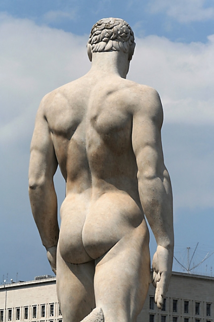 Stadio dei marmi 375